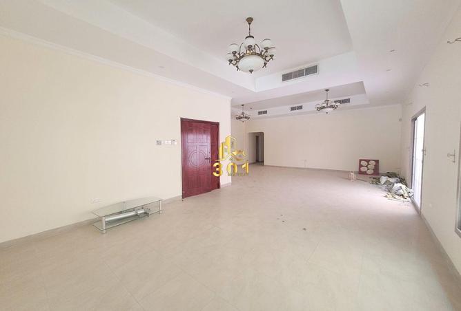 56067419 - Property Main Image