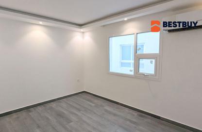 Apartment - 3 Bedrooms - 3 Bathrooms for rent in Hidd - Muharraq Governorate