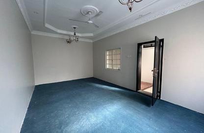 Villa - 4 Bedrooms - 3 Bathrooms for rent in Jidhafs - Northern Governorate