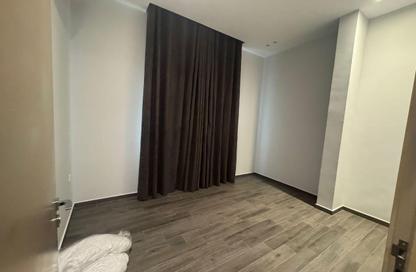 Apartment - 2 Bedrooms - 2 Bathrooms for rent in Tubli - Central Governorate