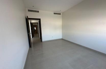 Apartment - 2 Bedrooms - 2 Bathrooms for rent in Segaya - Manama - Capital Governorate