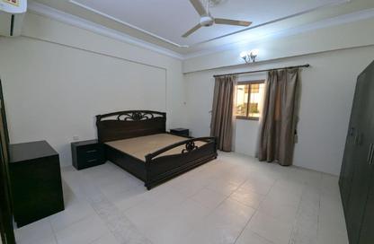Apartment - 2 Bedrooms - 2 Bathrooms for rent in Mahooz - Manama - Capital Governorate