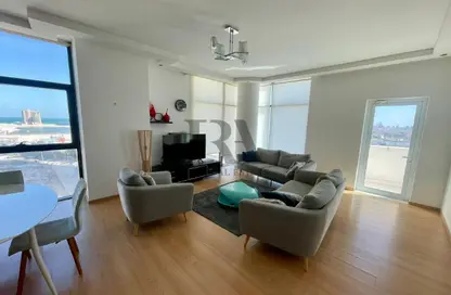 Apartment - 2 Bedrooms - 2 Bathrooms for rent in Sanabis - Manama - Capital Governorate