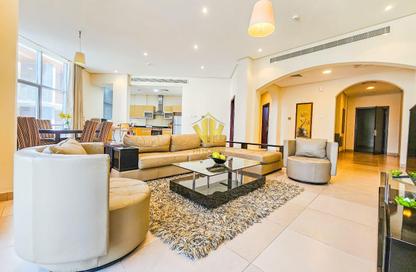 Apartment - 2 Bedrooms - 3 Bathrooms for rent in Seef - Capital Governorate Apartment - 2 Bedrooms - 3 Bathrooms for rent in Seef - Capital Governorate