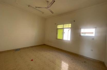 Apartment - 2 - 2 for rent in Sanabis - Manama - Capital Governorate