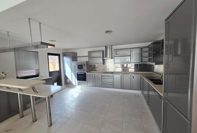 52701863 - Property Image 3