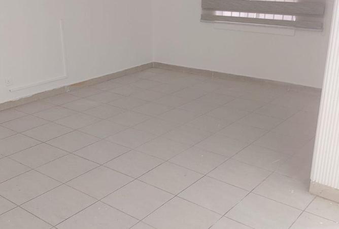 54450661 - Property Image 2