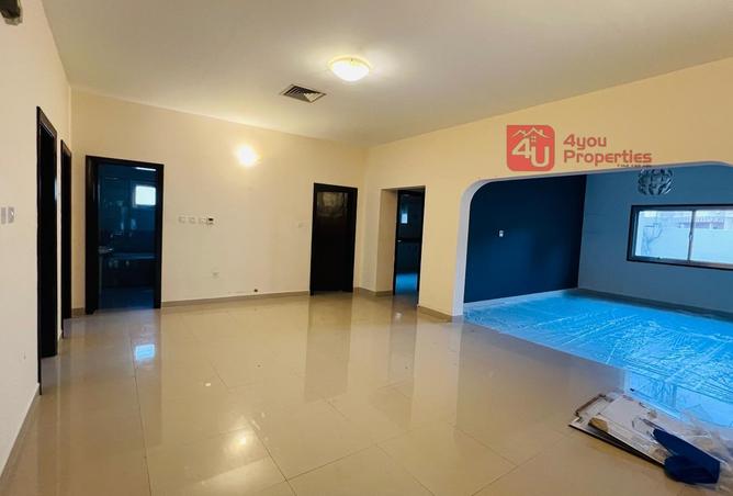 995373 - Property Image 3