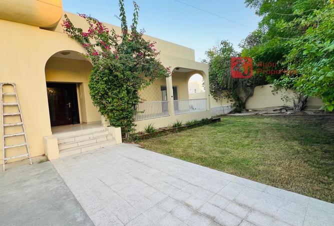 995373 - Property Image 2