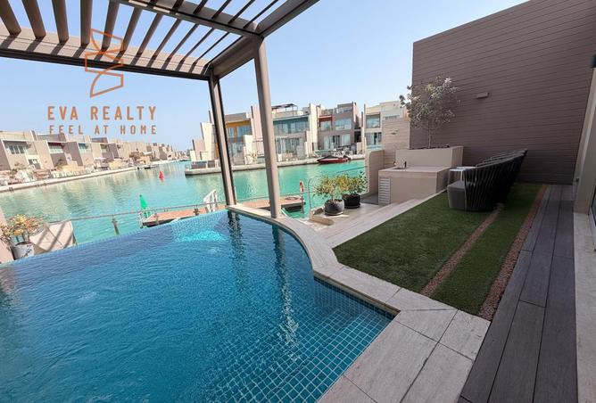 996573 - Property Image 2