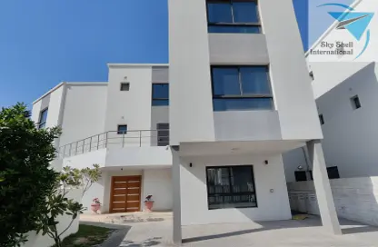 فيلا - 8 غرف نوم - 8 حمامات للايجار في البديع - المحافظة الشمالية