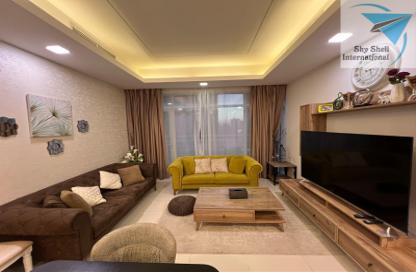 Apartment - 2 Bedrooms - 3 Bathrooms for rent in Al Juffair - Capital Governorate