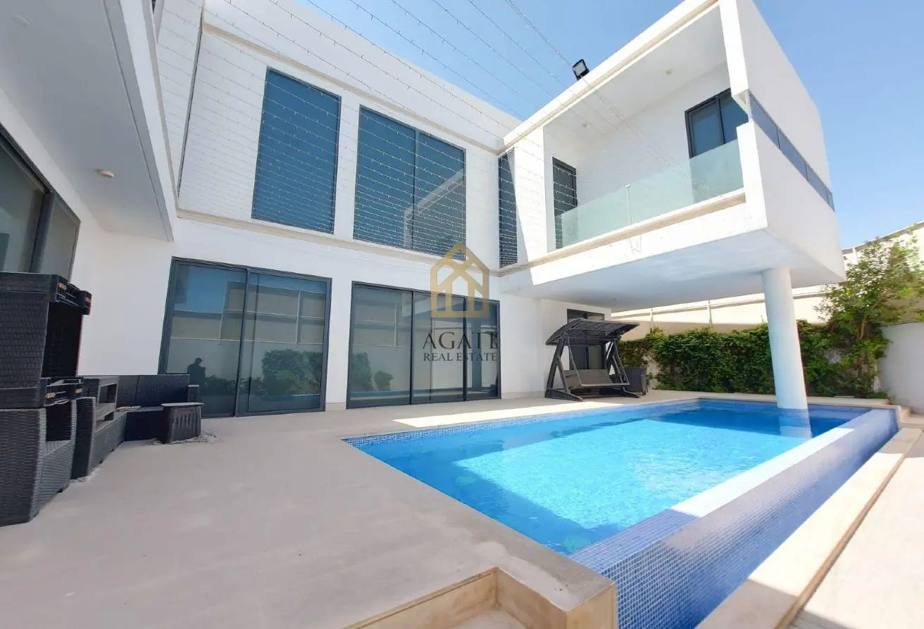 53710083 - Property Main Image