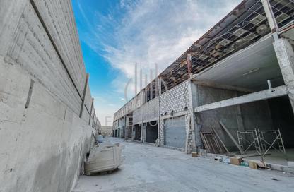 Warehouse - Studio - 2 Bathrooms for rent in Tubli - Central Governorate