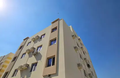 Whole Building - 2 Bedrooms - 2 Bathrooms for sale in Tubli - Central Governorate