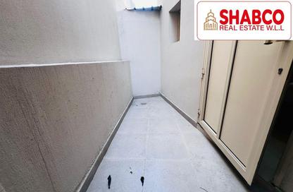 Apartment - Studio - 1 Bathroom for rent in Isa Town - Central Governorate