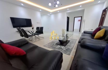 Apartment - 2 Bedrooms - 2 Bathrooms for rent in Busaiteen - Muharraq Governorate