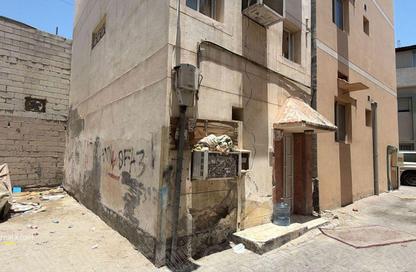 Villa - 2 Bedrooms - 2 Bathrooms for sale in Exhibition Road - Hoora - Capital Governorate Villa - 2 Bedrooms - 2 Bathrooms for sale in Exhibition Road - Hoora - Capital Governorate