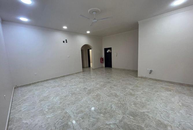 54597607 - Property Main Image