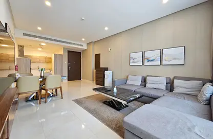 Apartment - 2 Bedrooms - 2 Bathrooms for rent in Al Juffair - Capital Governorate