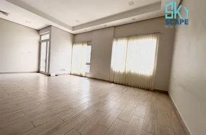 Apartment - 3 Bedrooms - 2 Bathrooms for rent in Saar - Northern Governorate