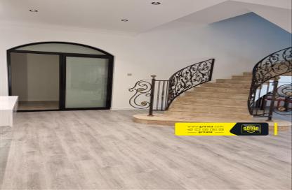 Villa - 3 - 5 for sale in Busaiteen - Muharraq Governorate