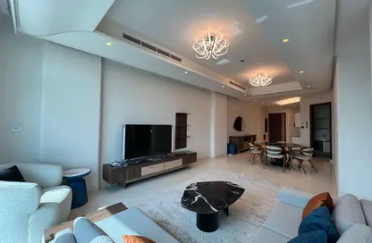 Apartment - 2 Bedrooms - 4 Bathrooms for rent in Sanabis - Manama - Capital Governorate