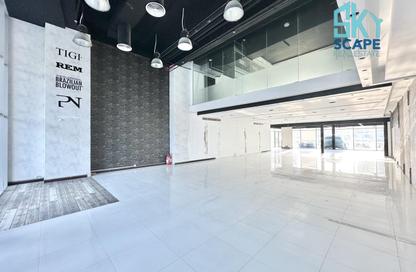 Show Room - Studio - 3 for rent in Seef - Capital Governorate