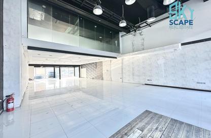 Show Room - Studio - 3 for rent in Seef - Capital Governorate