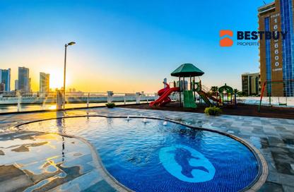 Apartment - 2 Bedrooms - 3 Bathrooms for rent in Reef Island - Capital Governorate