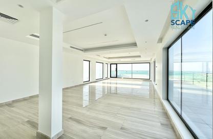 Shop - Studio - 2 for rent in Seef - Capital Governorate