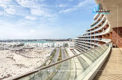 Apartment - 2 Bedrooms - 3 Bathrooms for rent in Dilmunia Island - Muharraq Governorate