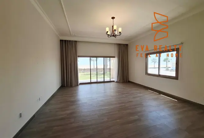 58233943 - Property Image 2