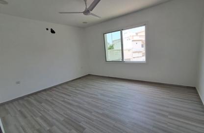 Apartment - 2 Bedrooms - 2 Bathrooms for rent in Jid Ali - Central Governorate