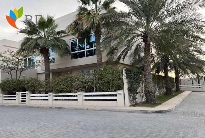 1002694 - Property Image 2