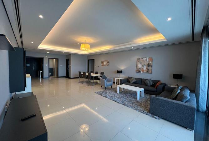 996018 - Property Image 2