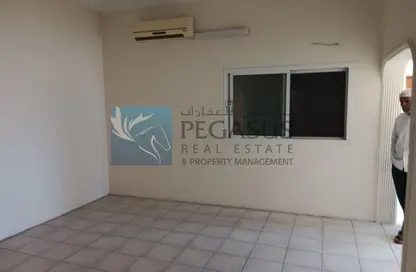 Apartment - 3 Bedrooms - 2 Bathrooms for rent in Mahooz - Manama - Capital Governorate