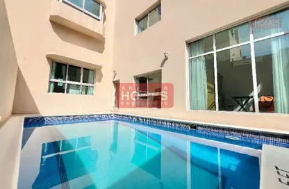 فيلا - 3 غرف نوم - 4 حمامات للايجار في عراد - المحرق