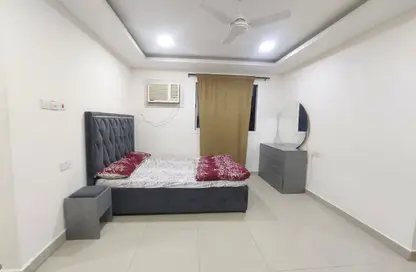 Apartment - 1 Bathroom for rent in Hidd - Muharraq Governorate