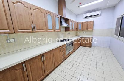 Villa - 5 Bedrooms - 6 Bathrooms for sale in Tubli - Central Governorate