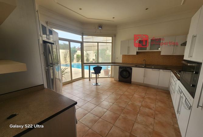 51666211 - Property Image 3