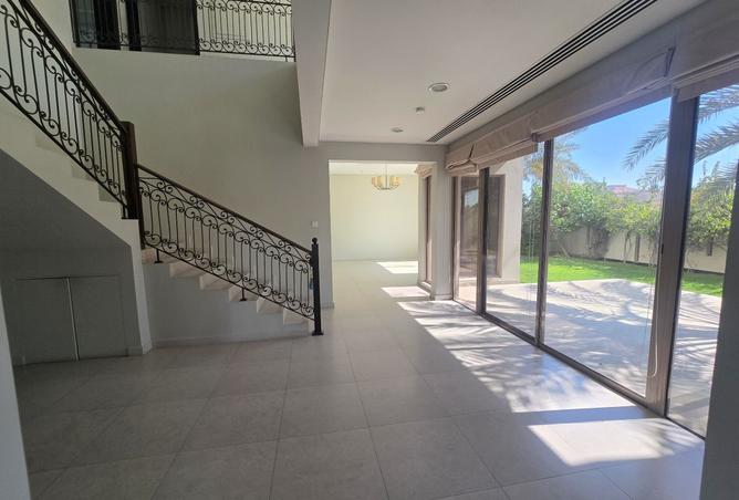 55892267 - Property Main Image