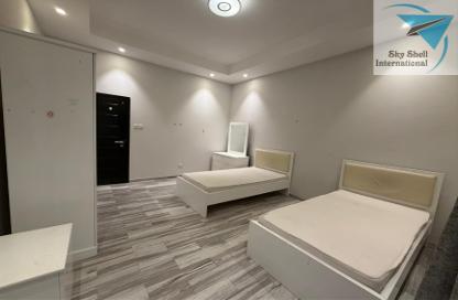 Apartment - 2 Bedrooms - 2 Bathrooms for rent in Al Juffair - Capital Governorate
