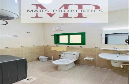 Apartment - 3 Bedrooms - 3 Bathrooms for rent in Busaiteen - Muharraq Governorate