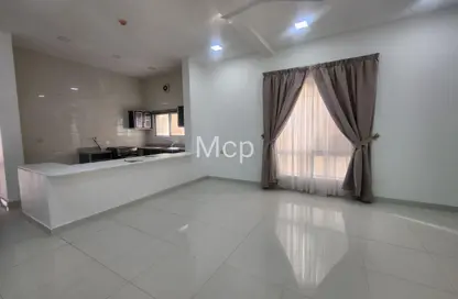 Apartment - 2 Bedrooms - 2 Bathrooms for rent in Saar - Northern Governorate