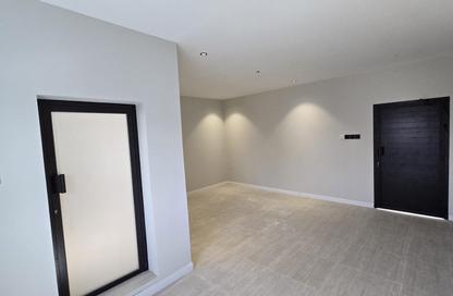 Apartment - Studio - 1 Bathroom for rent in Sanad - Central Governorate Apartment - Studio - 1 Bathroom for rent in Sanad - Central Governorate