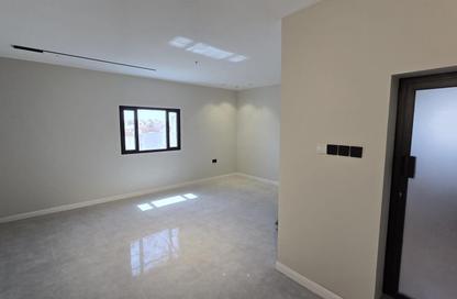 Apartment - Studio - 1 Bathroom for rent in Sanad - Central Governorate Apartment - Studio - 1 Bathroom for rent in Sanad - Central Governorate