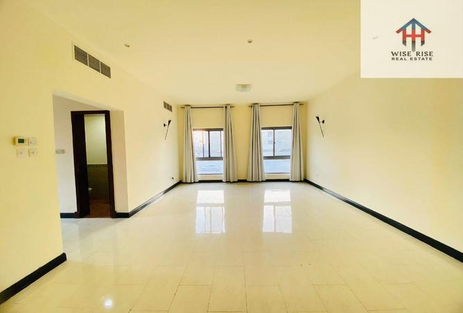 992994 - Property Image 2