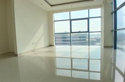 Apartment - 2 Bedrooms - 3 Bathrooms for rent in Busaiteen - Muharraq Governorate Apartment - 2 Bedrooms - 3 Bathrooms for rent in Busaiteen - Muharraq Governorate
