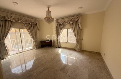 Villa - 4 Bedrooms - 4 Bathrooms for rent in Mahooz - Manama - Capital Governorate